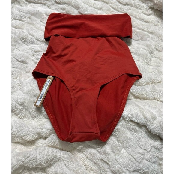 NWT SKIMS iconic swim convertible bikini bottom - Picture 2 of 4